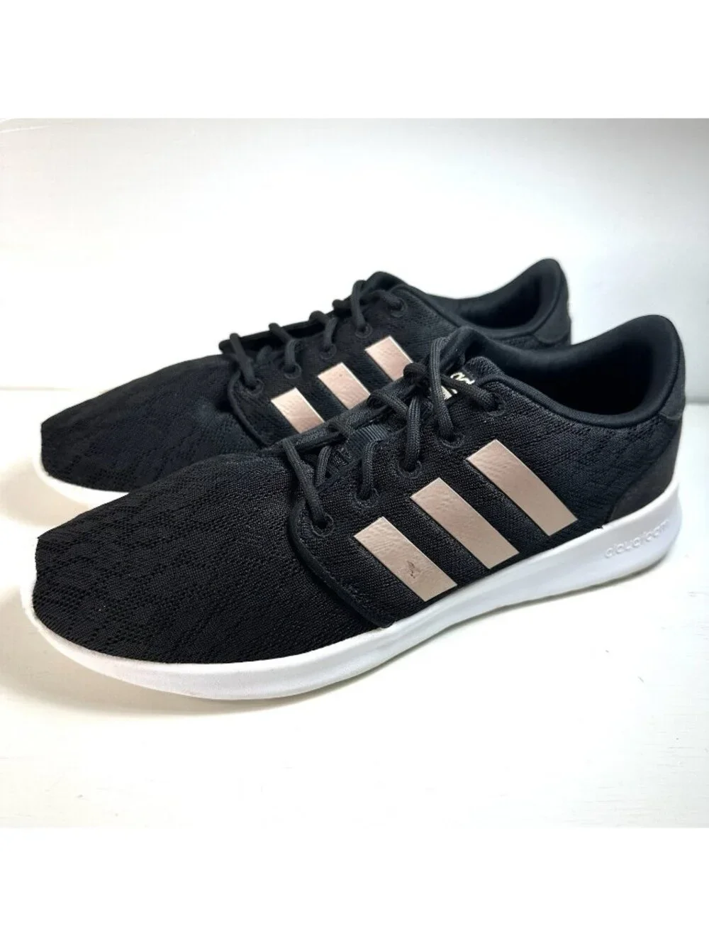 Adidas Cloudfoam Sneakers QT Racer Running Shoes Womens Size 8 Black Pink AC8247